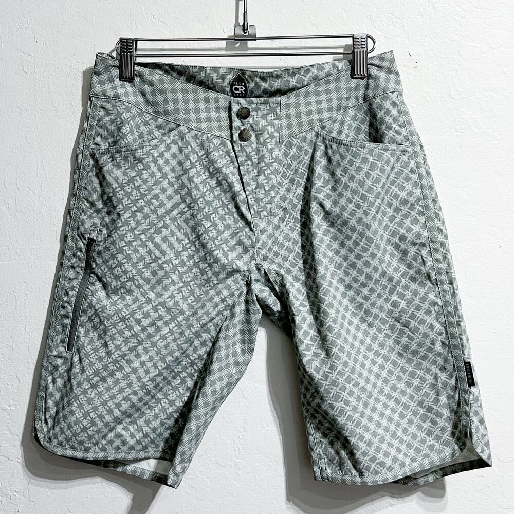 Club Ride Shorts Mens XS Checkered Gray Green Cycling Bike Hiking Active